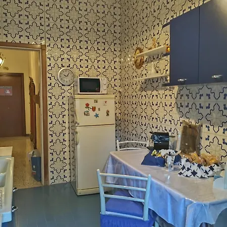 Casa Rosa * Naples